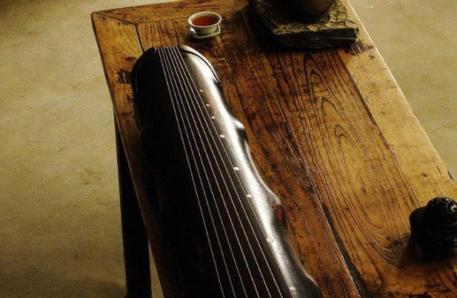 鹤岗市古琴蕴含的传统文化，一把古琴制备出来要两年的时间